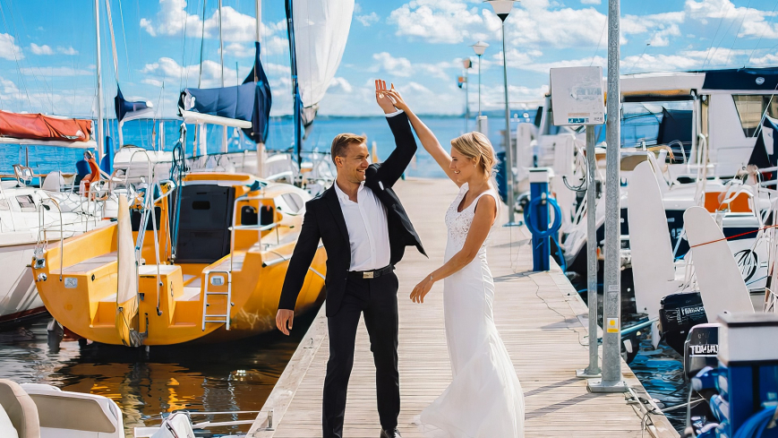 Wesele nad jeziorem – dlaczego warto zorganizować uroczystość w Kormoranie?