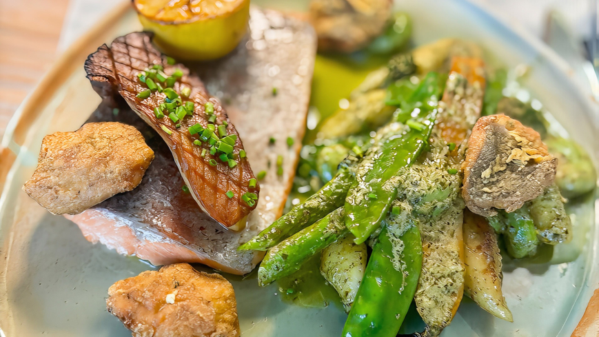 Smaki Mazur i Świata nad jeziorem – dlaczego warto odkryć naszą kuchnię?